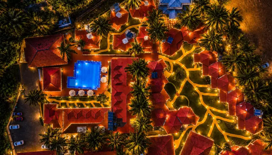 Leoney Resort